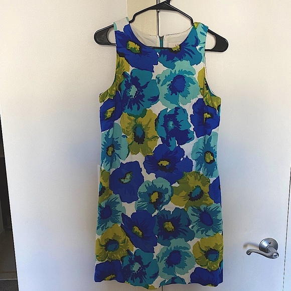 LOFT Large Print Floral Shift Dress💐 - Picture 1 of 4